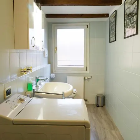 Casa Garisenda *